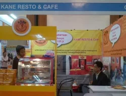 Sumarni Memilih Keluar Kerjaan dan Berjualan Ayam Goreng, Kini Omzetnya Ratusan Juta