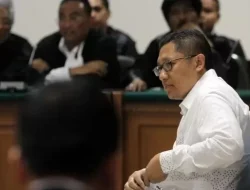 Anas Urbaningrum Divonis 8 Tahun Penjara dan Denda Rp 300 Juta