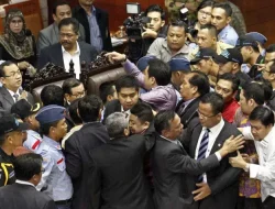 Survei: Publik Sebenarnya Ingin Gonjang-ganjing di Parlemen Segera Berakhir