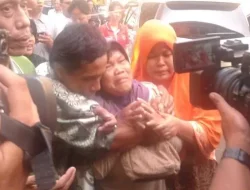 5 Hal yang Terjadi Setelah Orangtua Pemuda Tukang Tusuk Sate Minta Maaf ke Jokowi