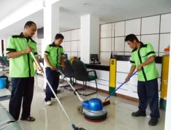 Kisah Pilu Office Boy DPRD Kota Bekasi, Gaji Pas-pasan, tanpa Uang Makan dan Asuransi
