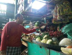 Pemkot Bekasi Didesak Tertibkan Pasar Liar Oman Jaya