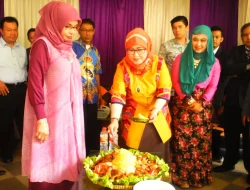 Cerita Perempuan Bekasi Daftarkan “Cacing” Jadi Obat