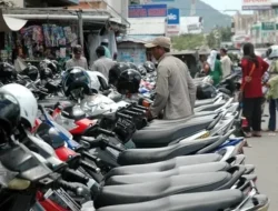 Parkir di Kota Bekasi Dikuasai Preman?