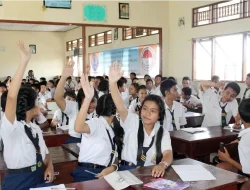 Kota Bekasi Kekurangan SMP Negeri