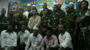 Front Pemuda Muslim Maluku Buka Puasa Bersama dan Santunan Anak Yatim