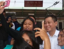 Janji Menteri Jonan: KRL Commuterline Jurusan Bekasi Ditambah