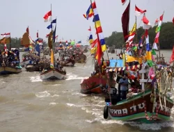 Bentuk Rasa Syukur, Nelayan Muara Gembong Gelar Ritual Pesta Laut