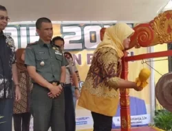 Bupati Bekasi Akui Tahun Ini Lowongan Kerja Berkurang