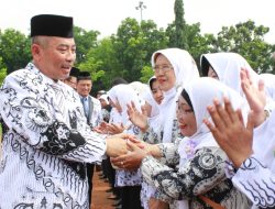 FOTO: Kemeriahan Peringatan Hari Guru Nasional dan HUT PGRI ke-70 di Kota Bekasi