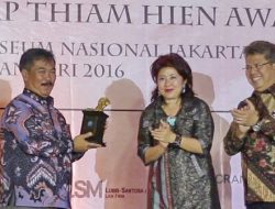 Penerima Yap Thiam Hien Award Dukung Obon Tabroni Jadi Bupati Bekasi