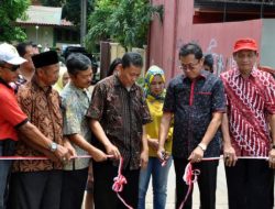 Diguyur Rp8 Miliar, Jalan di Perumahan Kranggan Permai Mulus