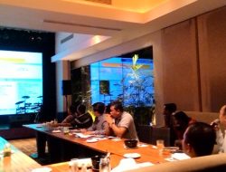 Santai, Pejabat Kota Bekasi Rapat ‘Smart City’ di Kafe Mal