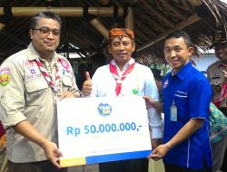 Wali Kota Bekasi Resmikan ‘Jembatan Bambu Kang Dede Yusuf’