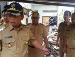 Wali Kota Bekasi Tengok Keluarga Korban ‘Banjir Maut’