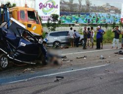 Akhir Pekan Mengerikan di Tol Jakarta Cikampek