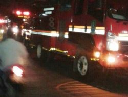 Sempat Terdengar Ledakan, Alfamart di Mustikajaya Terbakar