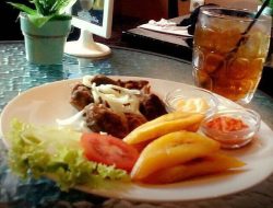 Yuk Cobain Sate Domba Afrika di Macha Cafe Galaxy