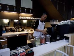 Nyamannya Nongkrong dan Makan Enak di Fleudelys Cafe