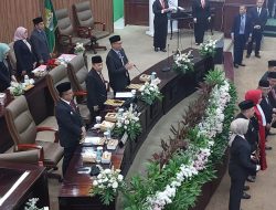 DPRD Kota Bekasi Kukuhkan Pimpinan DPRD Definitif