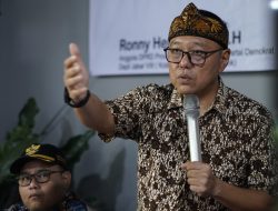 Ronny Hermawan Terima Aduan Warga Bekasi Soal Banjir di Kelurahan Bekasi Jaya