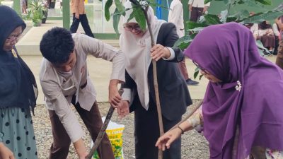 Bulan Ramadan, SMA Negeri 2 Sukatani Gelar Pesantren Ekologi